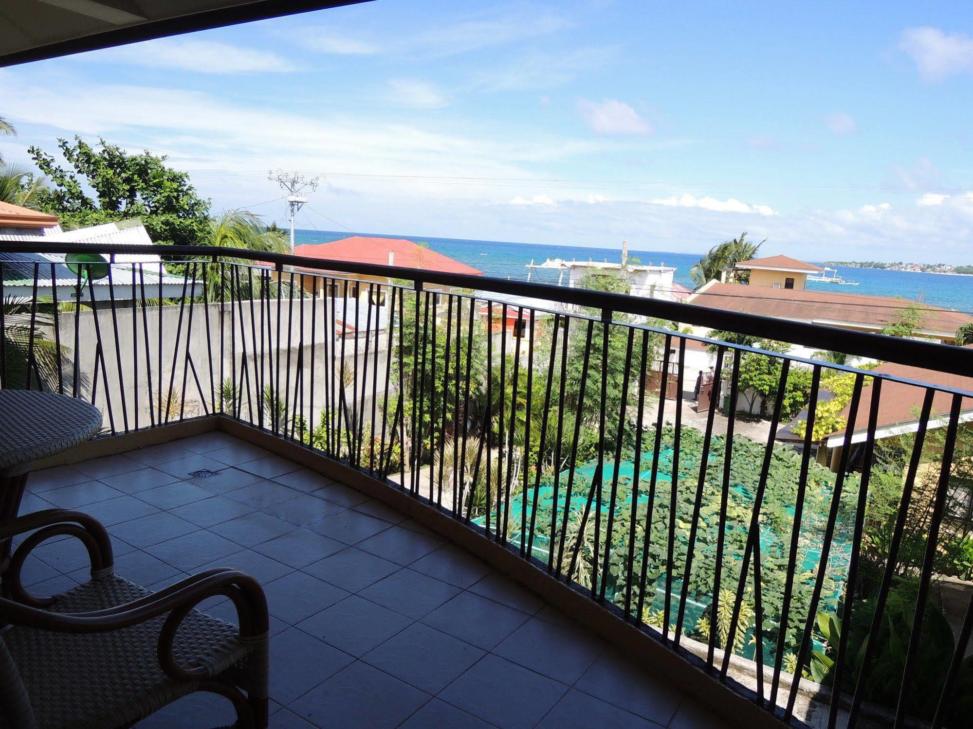 Palms Seaside Inn And Resort Medellin ภายนอก รูปภาพ